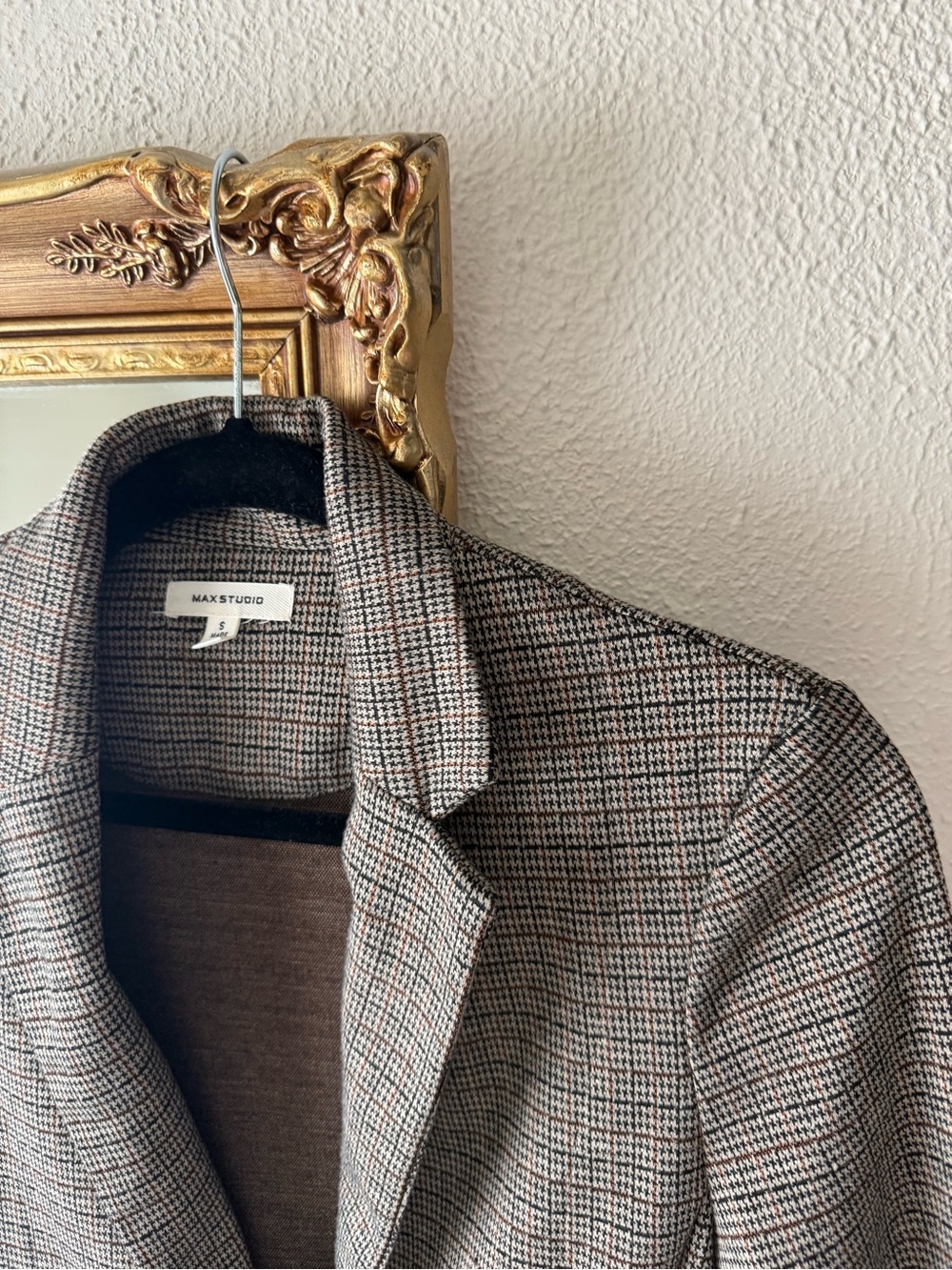 Max Studio Neutral Blazer - Picture 5 of 5
